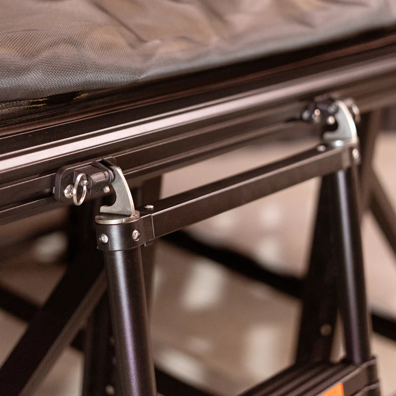 Rainger Revo-X 1.45 Hardshell Roof Top Tent