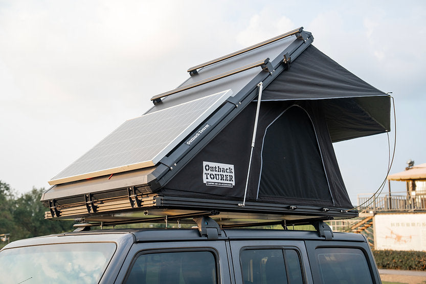 OUTBACK TOURER 1.4 ROOFTOP TENT